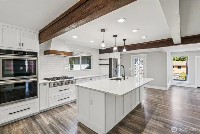 $645,000 | 10214 Northwest 11th Avenue, Vancouver, WA 98685