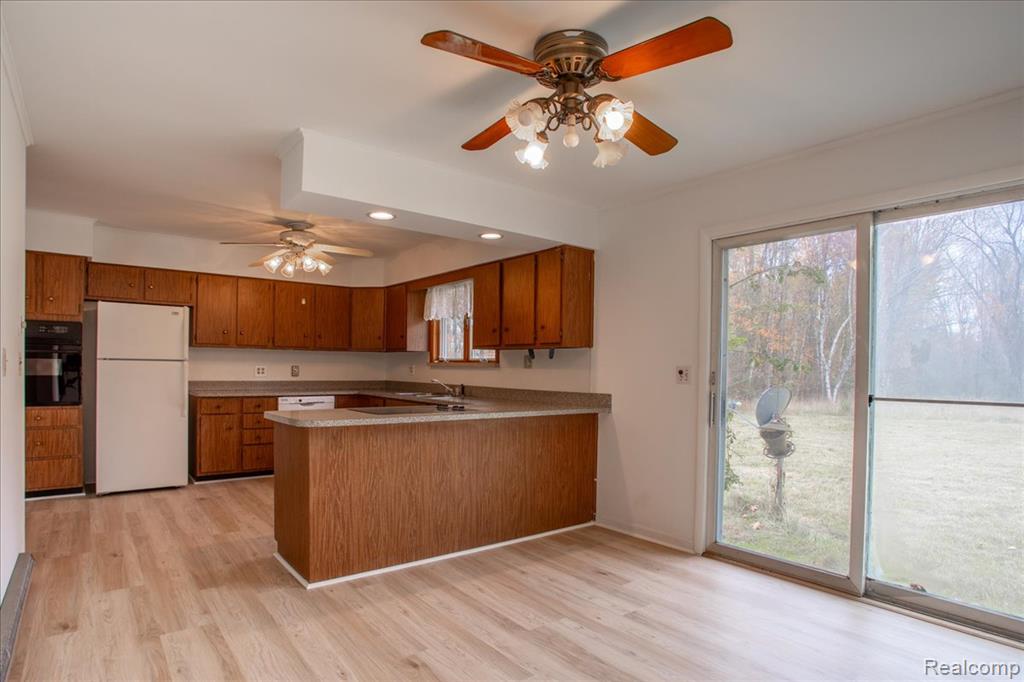 8465 Watson Road Marlette, MI 48453 - Photo 12 of 40