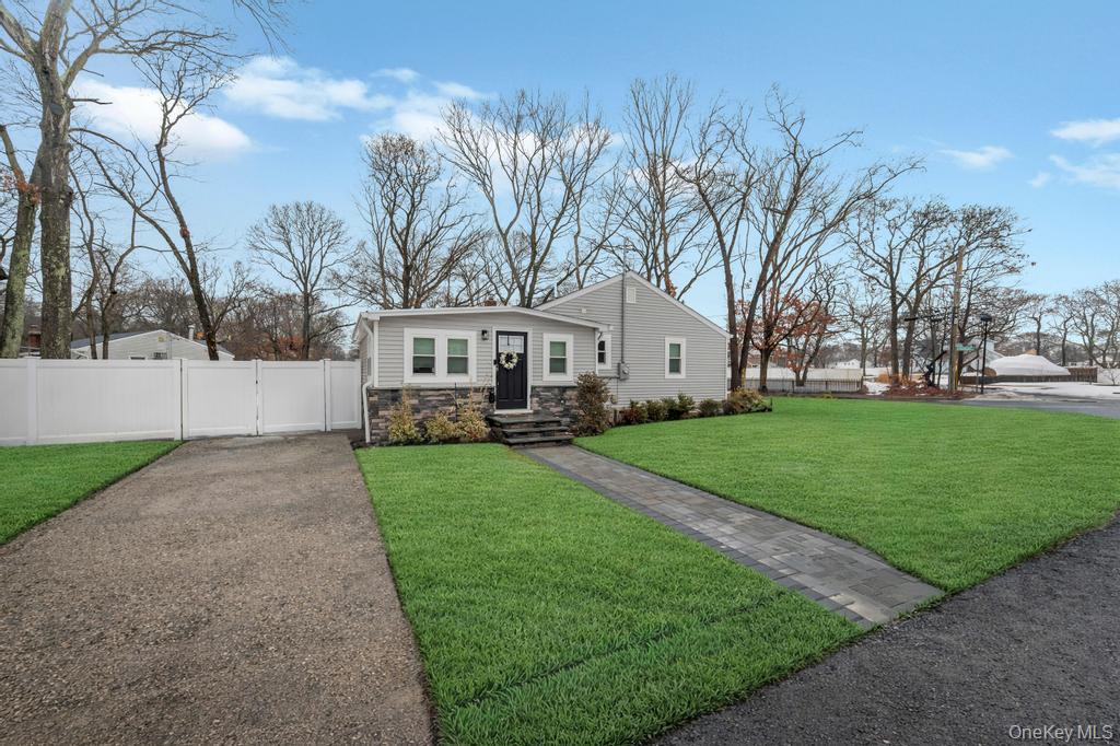 2 Wheeler Road Centereach, NY 11720 - Photo 5 of 28