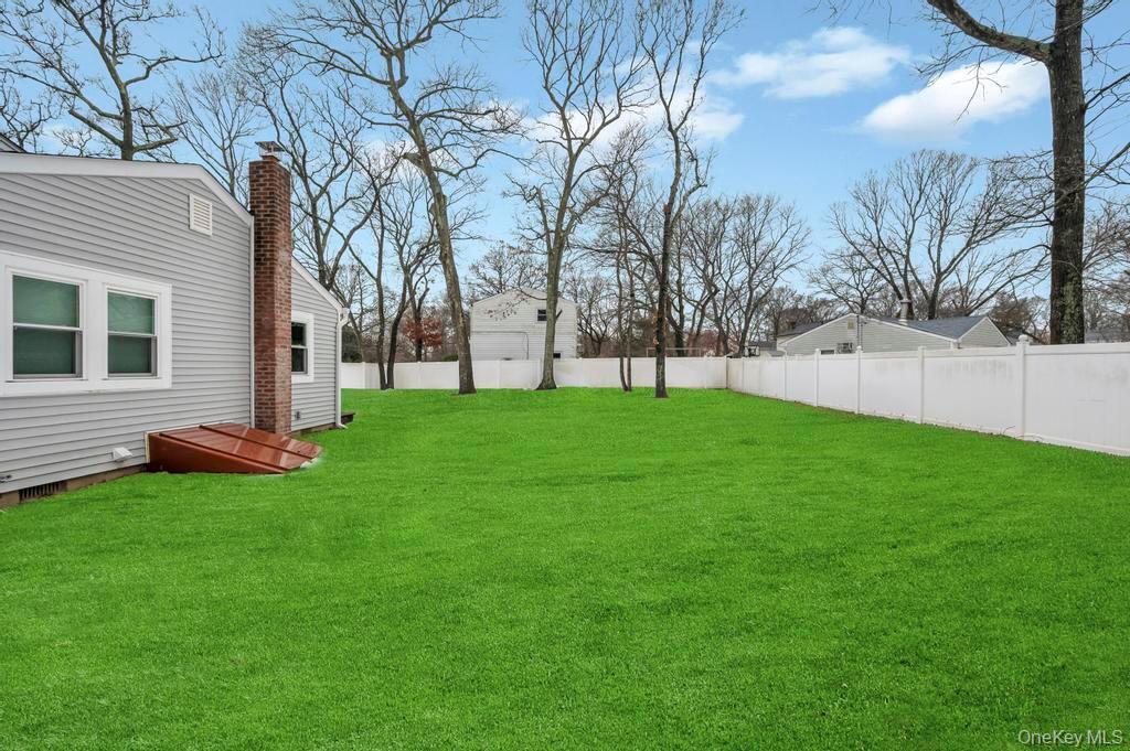 2 Wheeler Road Centereach, NY 11720 - Photo 9 of 28