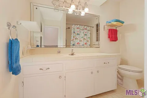 $355,000 | 991 Colonial Drive, Baton Rouge, LA 70806