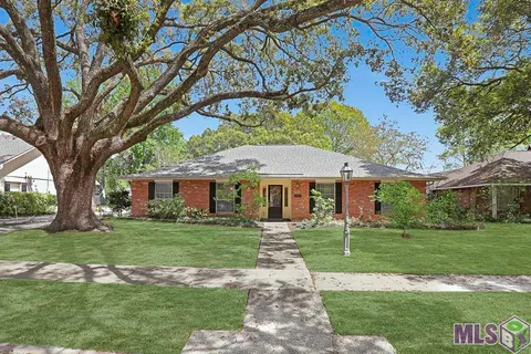 $355,000 | 991 Colonial Drive, Baton Rouge, LA 70806