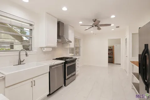 $355,000 | 991 Colonial Drive, Baton Rouge, LA 70806