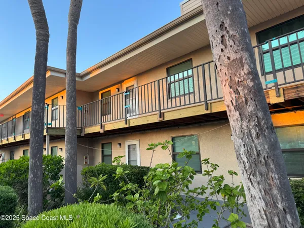 $200,000 | 201 International Drive, Unit 124, Cape Canaveral, FL 32920