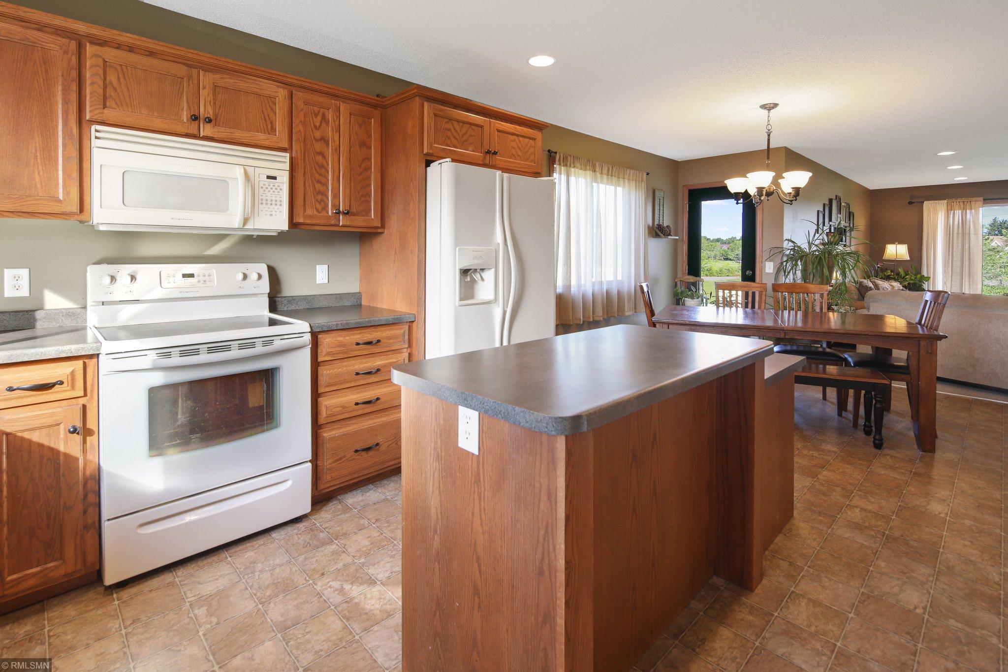 39965 Kookaberry Court Rice, MN 56367 - Photo 3 of 42 Gallery Image 3