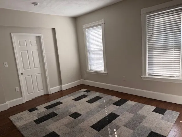 $2,600 | 132 Chelsea Street, Unit 1, Boston, MA 02128