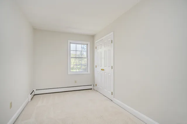 $699,900 | 27 Pole Bridge Road, Newtown, CT 06482