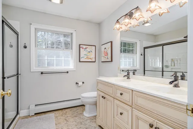 $699,900 | 27 Pole Bridge Road, Newtown, CT 06482