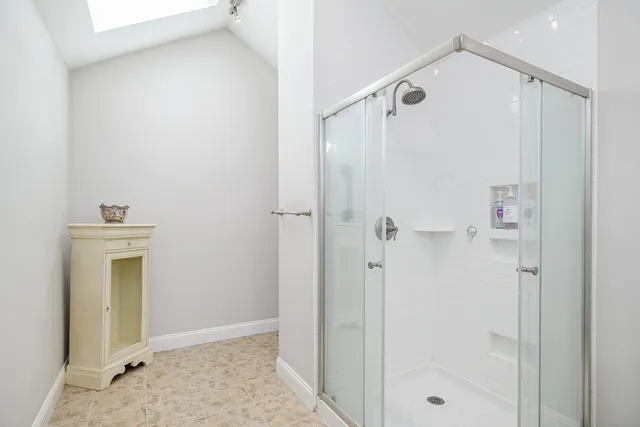 $699,900 | 27 Pole Bridge Road, Newtown, CT 06482