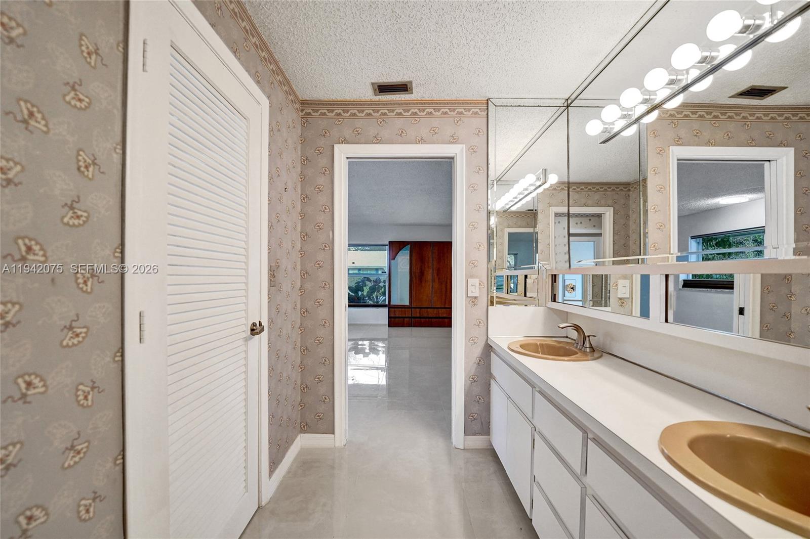 7420 Southwest 13th Street Plantation, FL 33317 - Photo 52 of 68