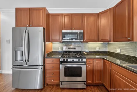 4711 North Malden Street, Unit 2S, Chicago, IL 60640