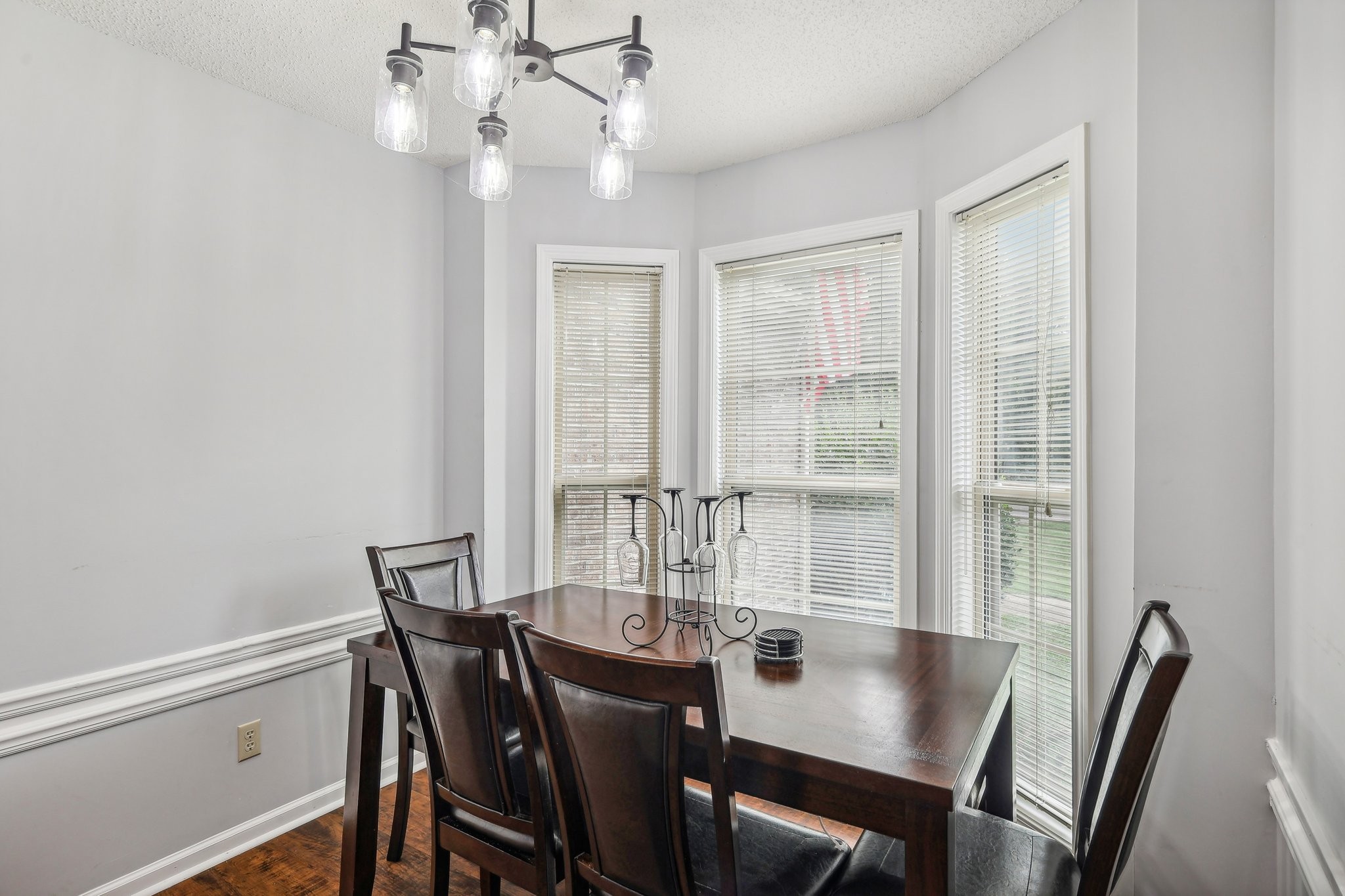 1935 Needmore Road Clarksville, TN 37042 - Photo 4 of 21 Gallery Image 4