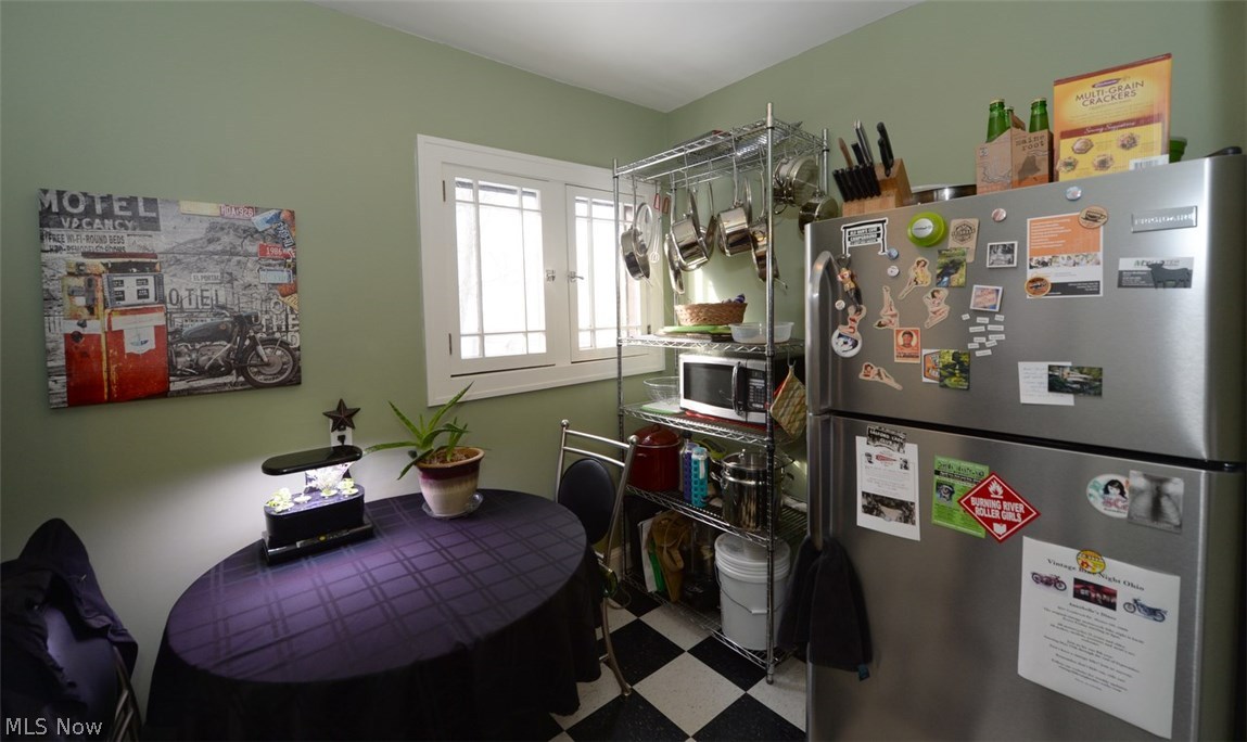 2428 Princeton Road Cleveland Heights, OH 44118 - Photo 12 of 30 Gallery Image 12