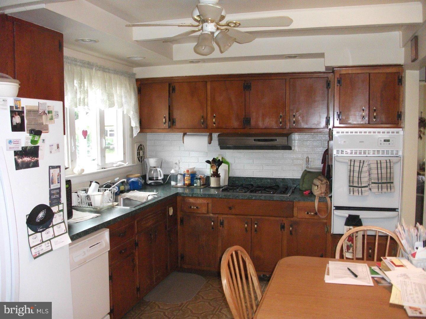 109 South Lenola Road Moorestown, NJ 08057 - Photo 4 of 15 Gallery Image 4