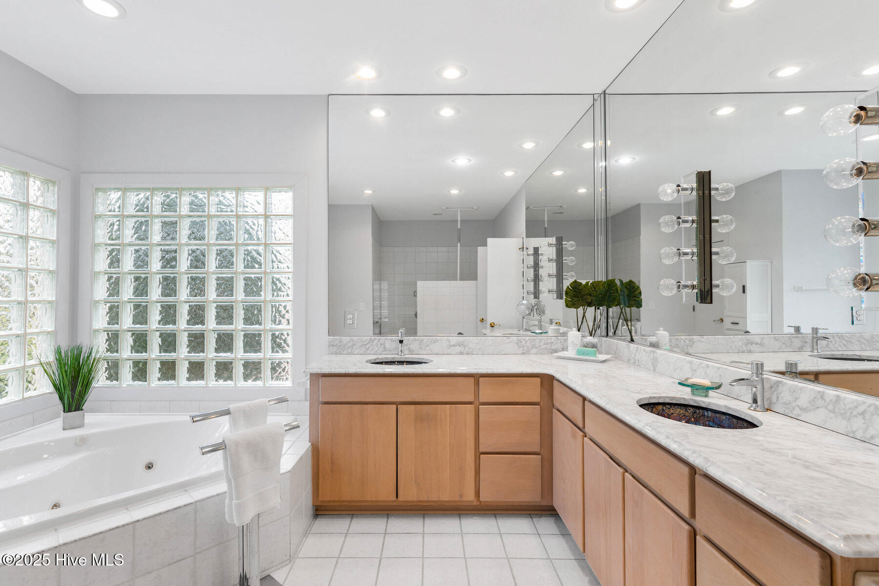 929 Arboretum Drive Wilmington, NC 28405 - Photo 19 of 31 021_929_arboretum_drive_final-21_588