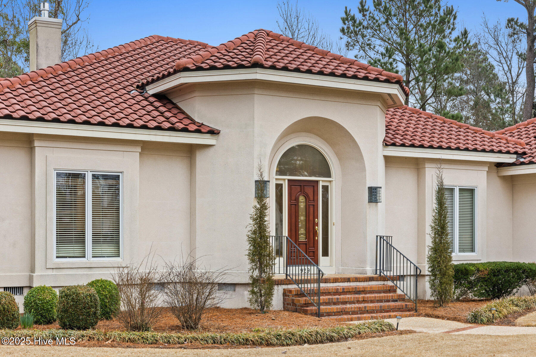929 Arboretum Drive Wilmington, NC 28405 - Photo 3 of 31 004_929_arboretum_drive_final-4_609