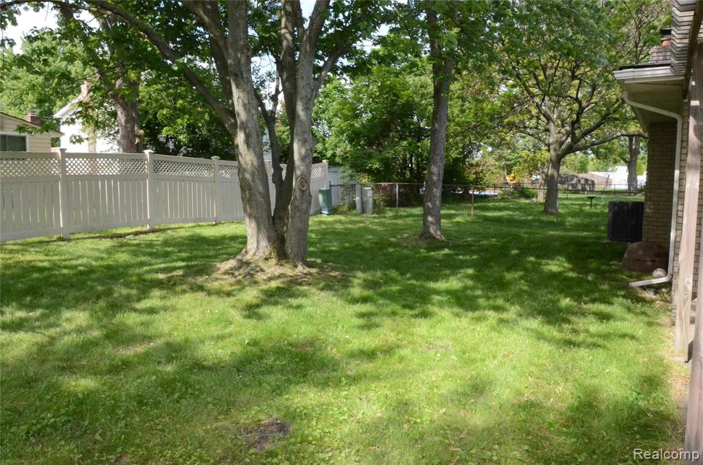 43077 Avon Road Canton, MI 48187 - Photo 51 of 52