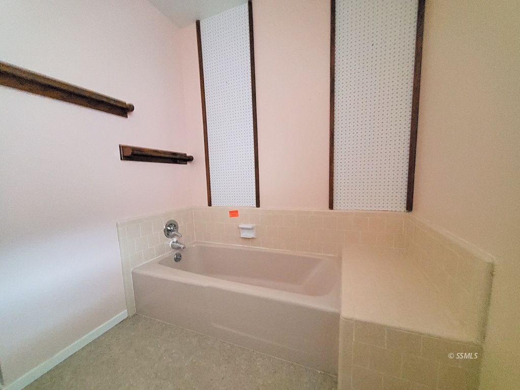 725 West Felspar Avenue Ridgecrest, CA 93555 - Photo 11 of 28 Gallery Image 11