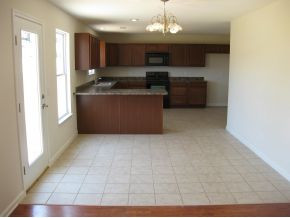 63 Springwinds Loop Johnson City, TN 37601 - Photo 7 of 7 EatIn Area to Kitchen Similar