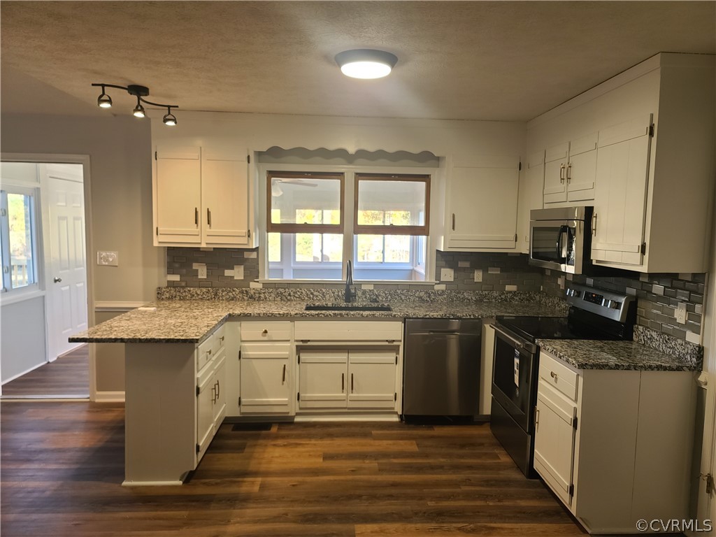10709 Surry Road Chester, VA 23831 - Photo 3 of 15