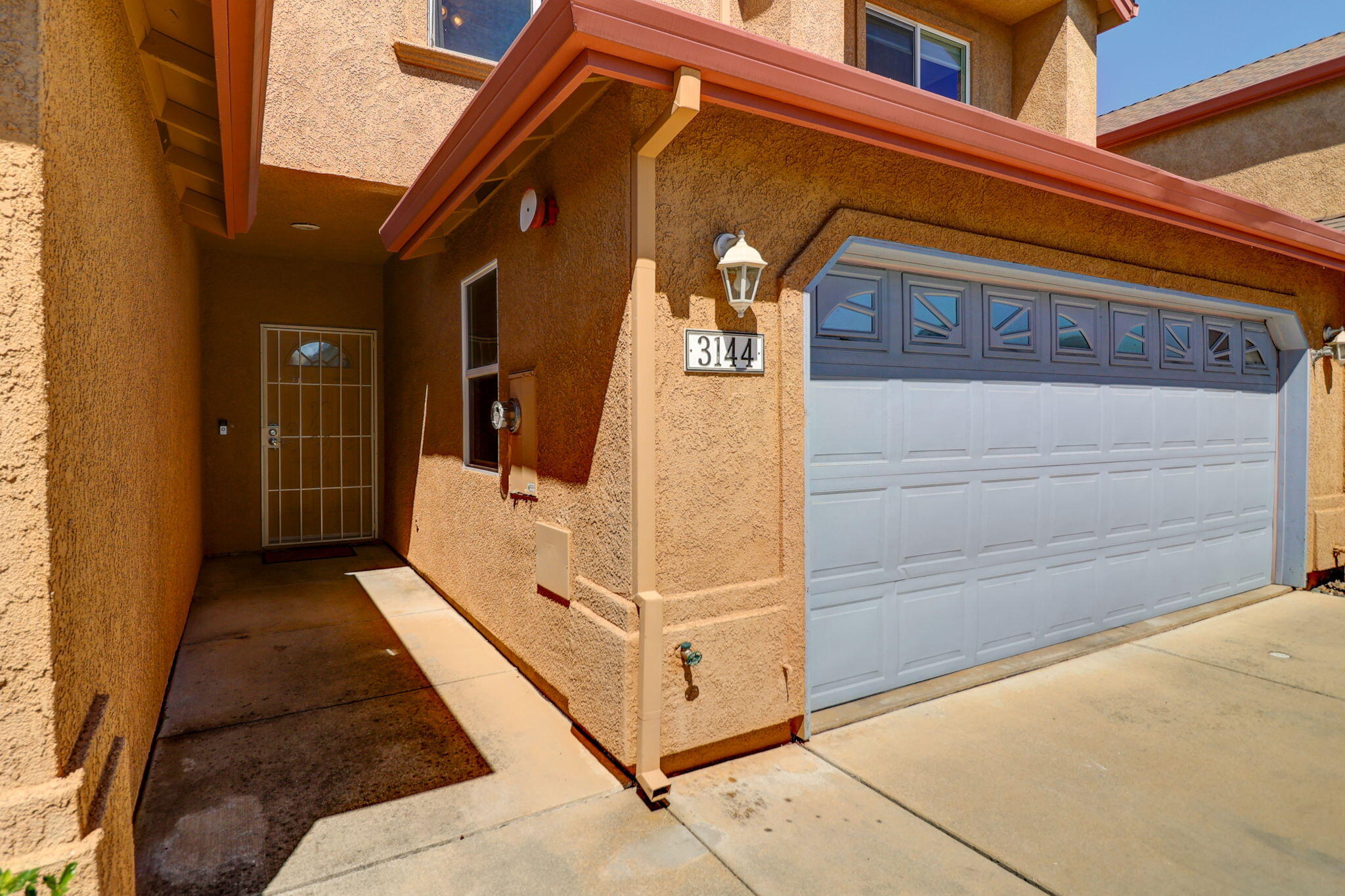 3144 Niklaus Path Redding, CA 96002 - Photo 3 of 24 67-web-or-mls-IMG_4756_57_58_59_60