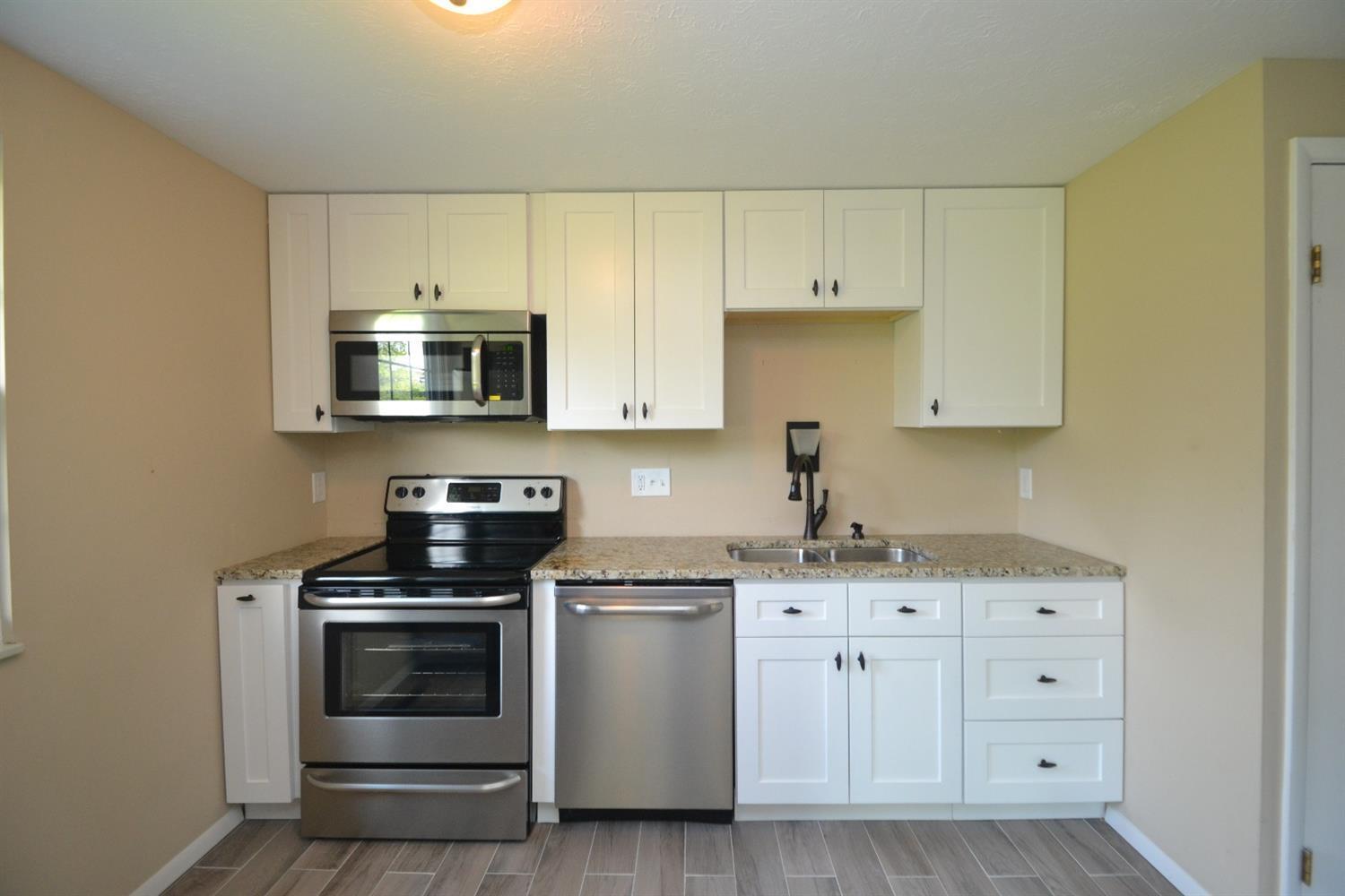 1394 Waycross Road, Unit A Forest Park, OH 45240 - Photo 5 of 19
