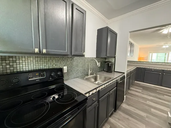 $1,850 | 2121 Northeast 42nd Court, Unit 103C, Lighthouse Point, FL 33064