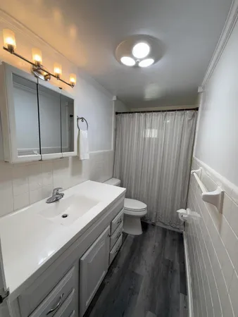 $1,850 | 2121 Northeast 42nd Court, Unit 103C, Lighthouse Point, FL 33064