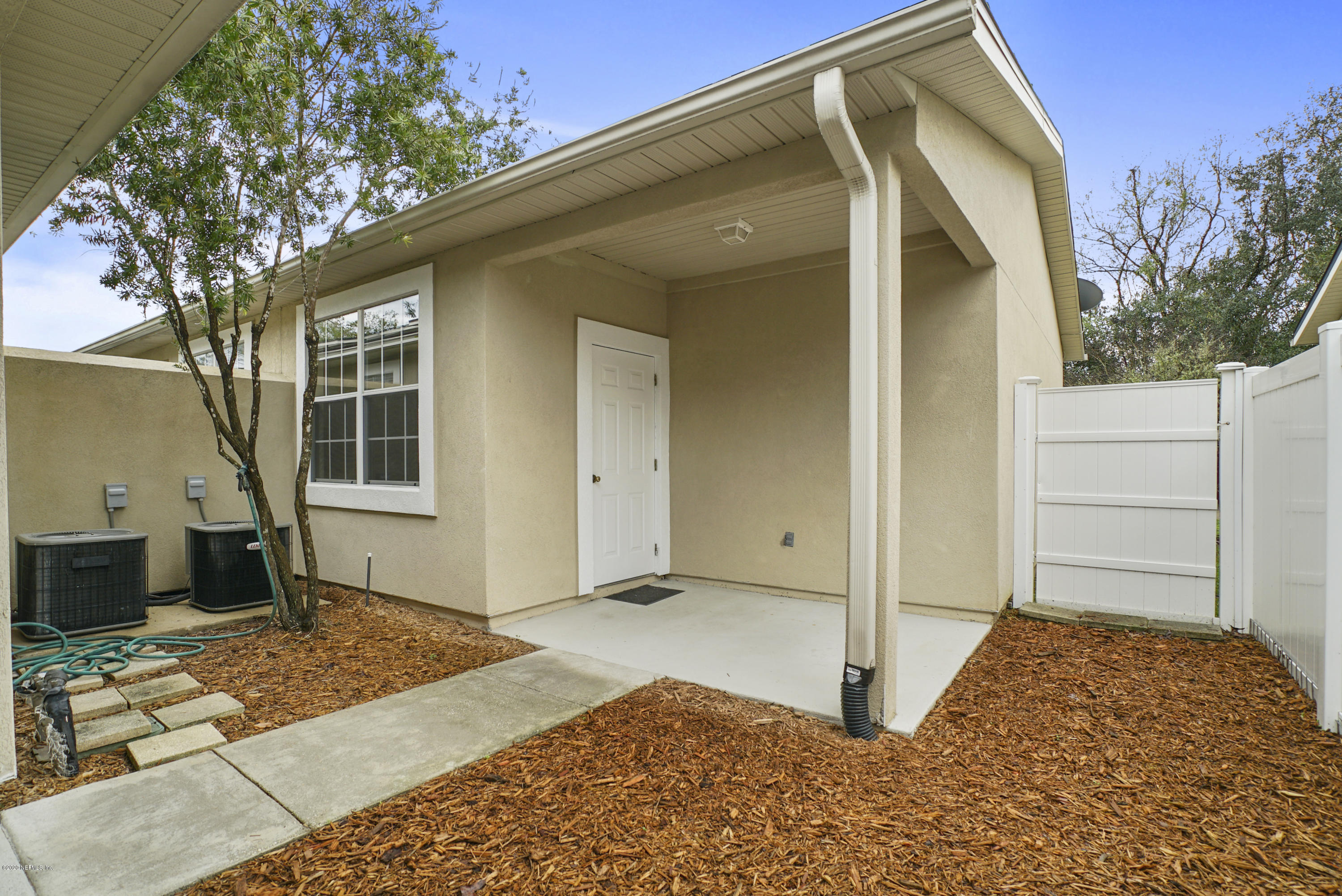 3158 Ravines Road Middleburg, FL 32068 - Photo 31 of 34 a view of a house with a backyard