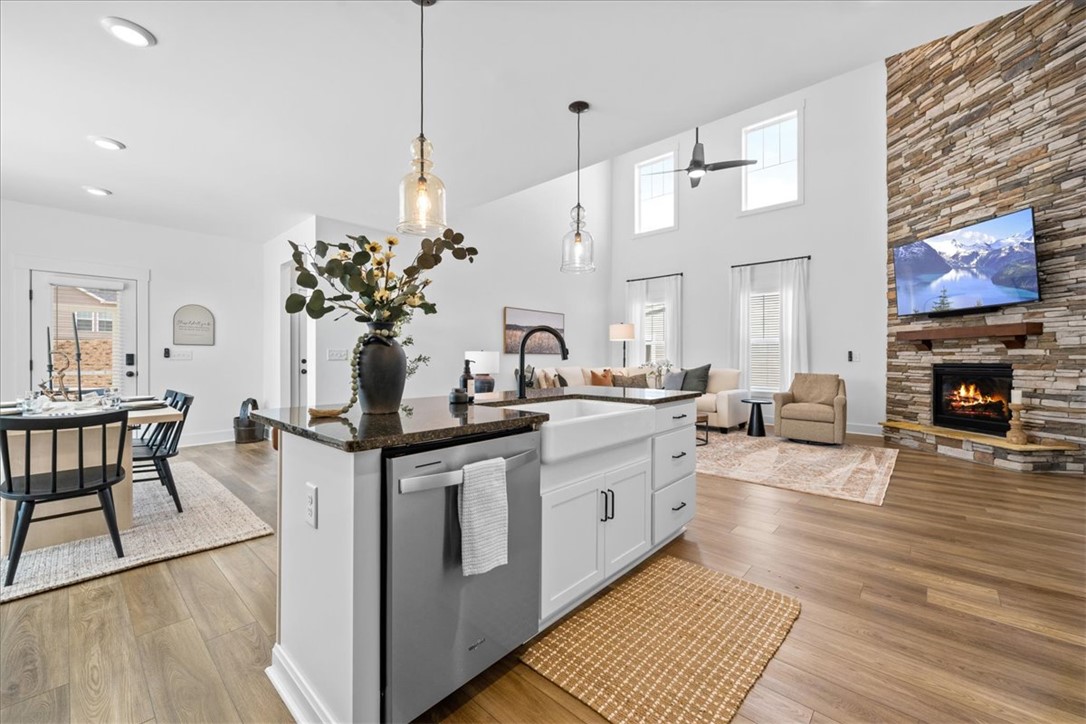 160 Founders Boulevard Central, SC 29630 - Photo 2 of 28