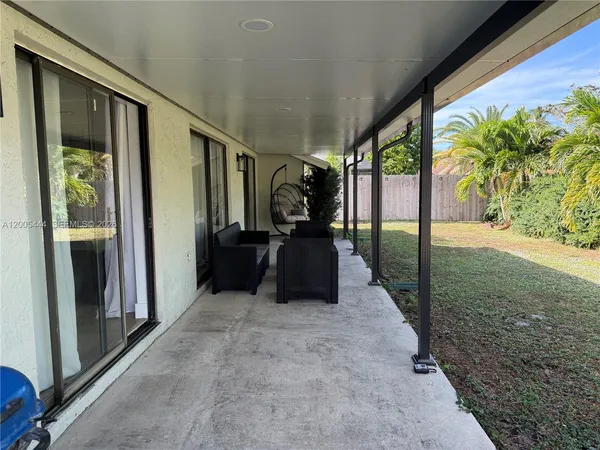 $3,700 | 8611 Northwest 51st Court, Lauderhill, FL 33351