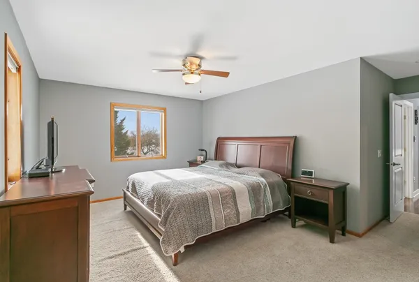 $439,500 | 640 Mooreland Cir Drive, Portage, WI 53901