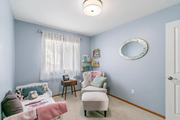 $439,500 | 640 Mooreland Cir Drive, Portage, WI 53901