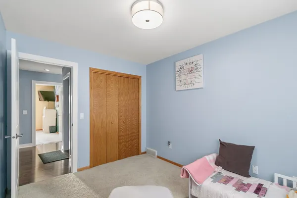 $439,500 | 640 Mooreland Cir Drive, Portage, WI 53901