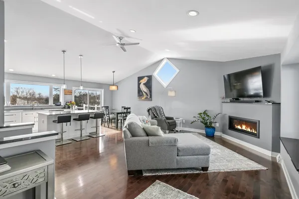 $439,500 | 640 Mooreland Cir Drive, Portage, WI 53901