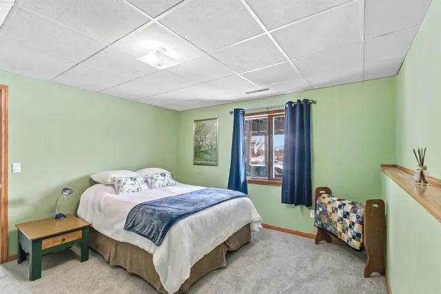 $445,500 | 640 Mooreland Cir Drive, Portage, WI 53901