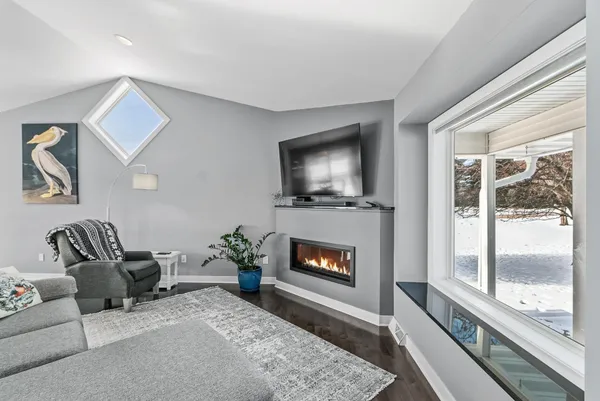 $439,500 | 640 Mooreland Cir Drive, Portage, WI 53901