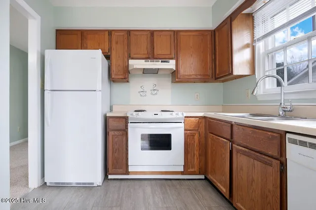 $242,000 | 2218 Bridle Trail, Midway Park, NC 28544