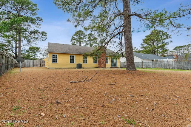 $242,000 | 2218 Bridle Trail, Midway Park, NC 28544