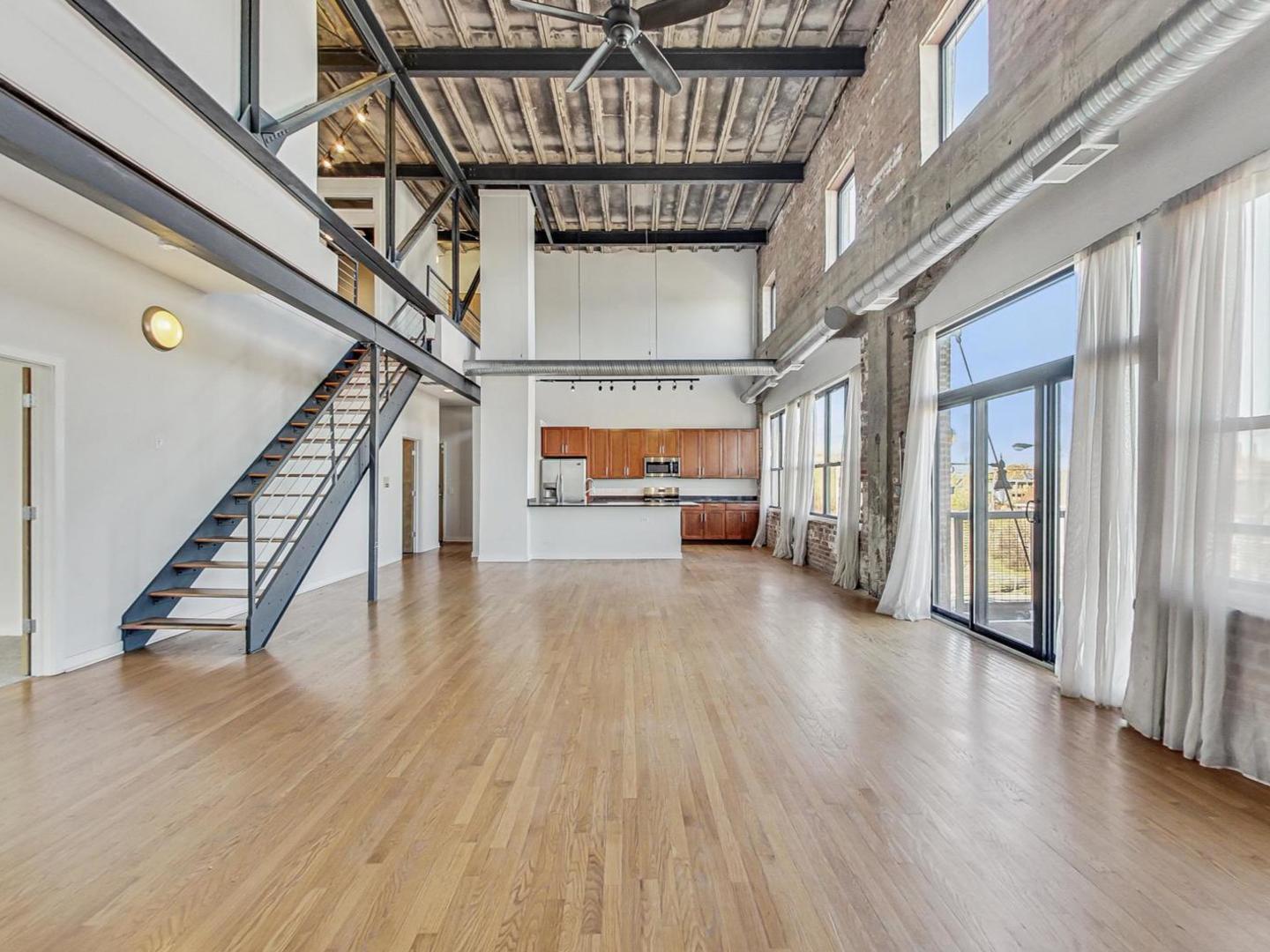 1165 East 63rd Street, Unit 304 Chicago, IL 60637 - Photo 12 of 32