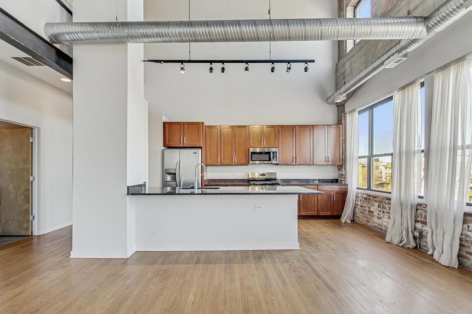 1165 East 63rd Street, Unit 304 Chicago, IL 60637 - Photo 18 of 32