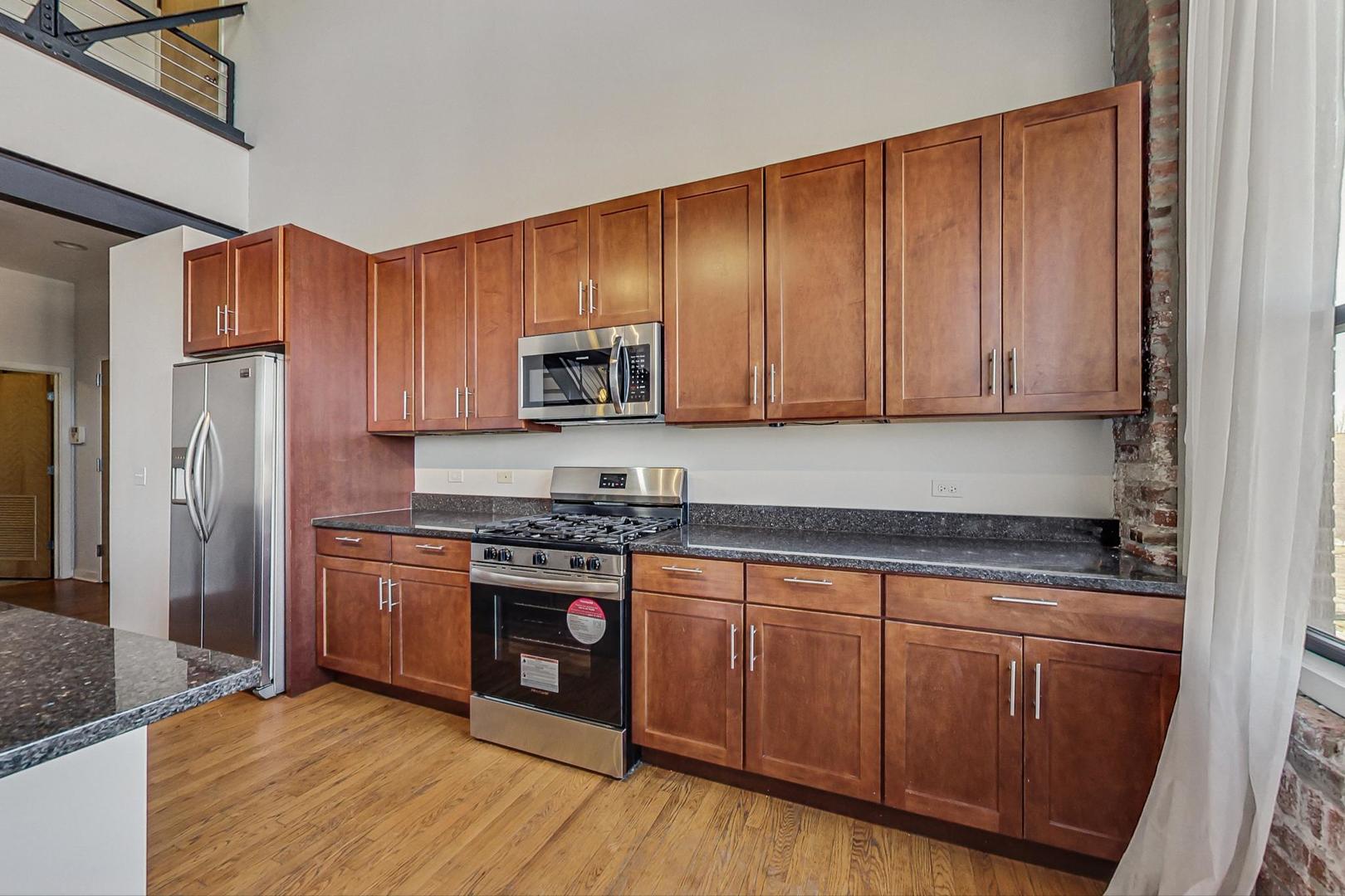 1165 East 63rd Street, Unit 304 Chicago, IL 60637 - Photo 19 of 32
