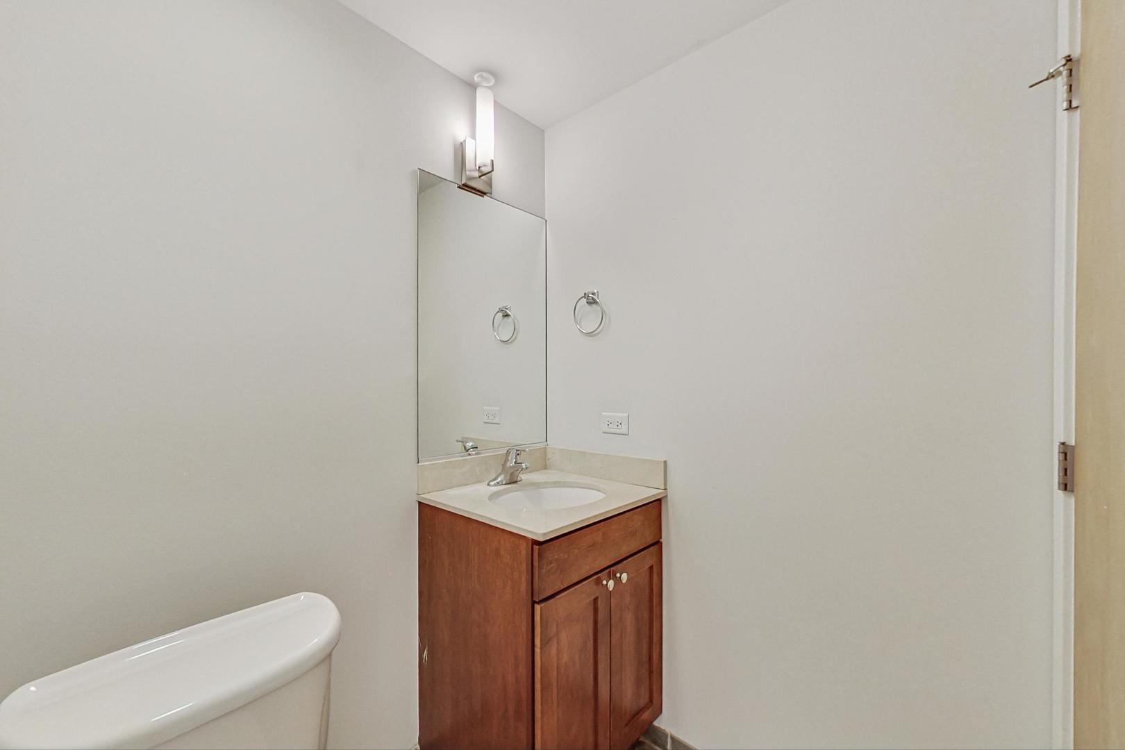 1165 East 63rd Street, Unit 304 Chicago, IL 60637 - Photo 22 of 32