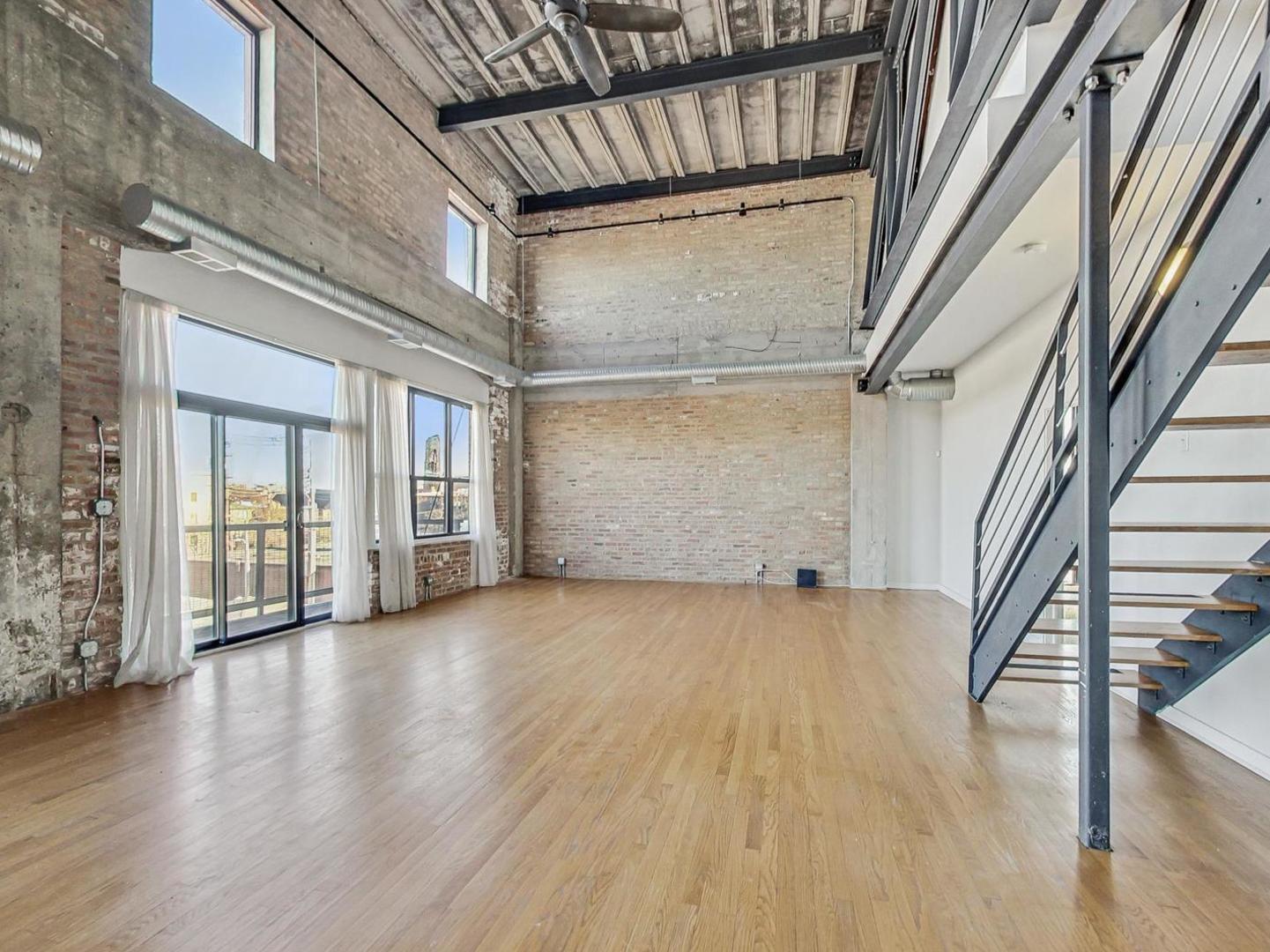 1165 East 63rd Street, Unit 304 Chicago, IL 60637 - Photo 10 of 32
