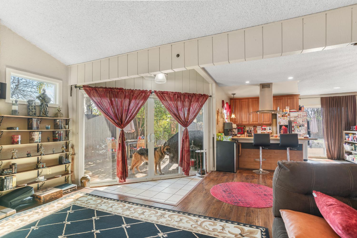 4920 Springfield Way Sacramento, CA 95841 - Photo 6 of 24