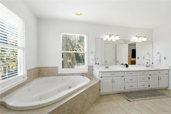 $565,000 | 87 Marsh Oak Drive, Brunswick, GA 31525