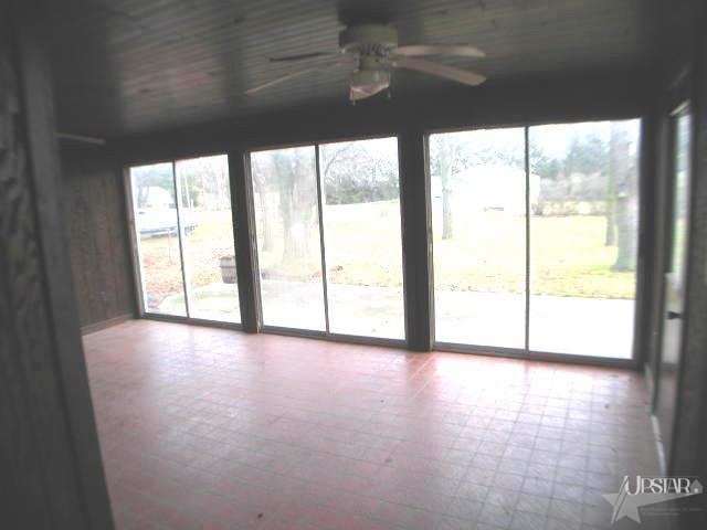 12010 Johnson Road Churubusco, IN 46723 - Photo 5 of 29