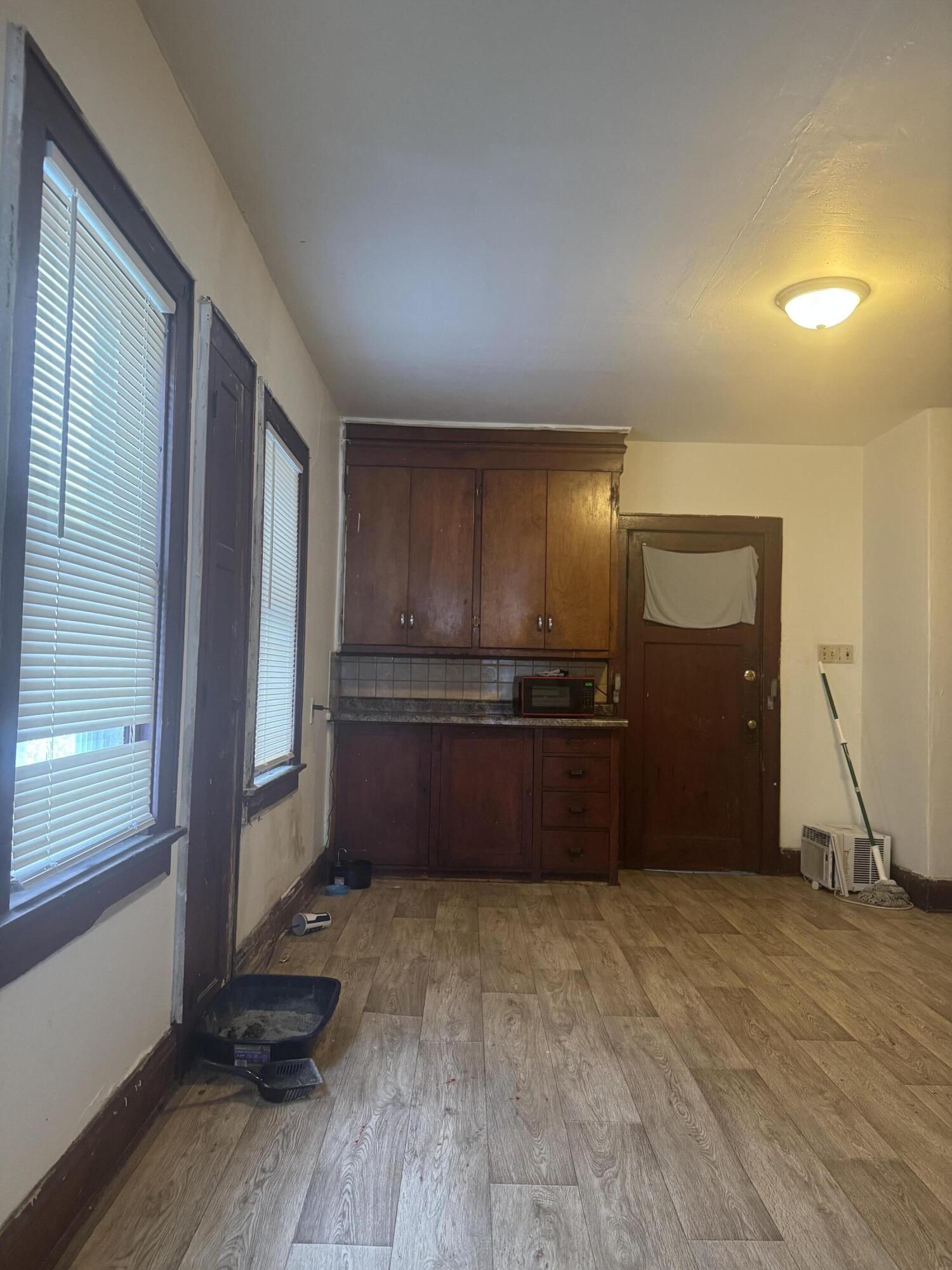 4133 North 24th Street Milwaukee, WI 53209 - Photo 8 of 31 IMG_0172