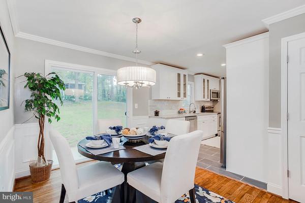 171 Eastern Road Pasadena, MD 21122 - Photo 7 of 29 Dining Room