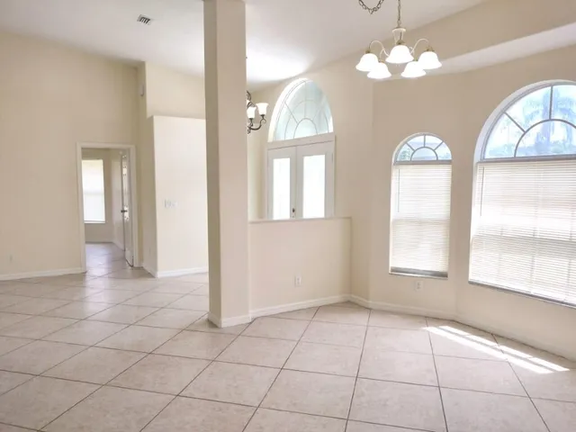 $449,900 | 135 Southwest Majestic Terrace, Port St. Lucie, FL 34984
